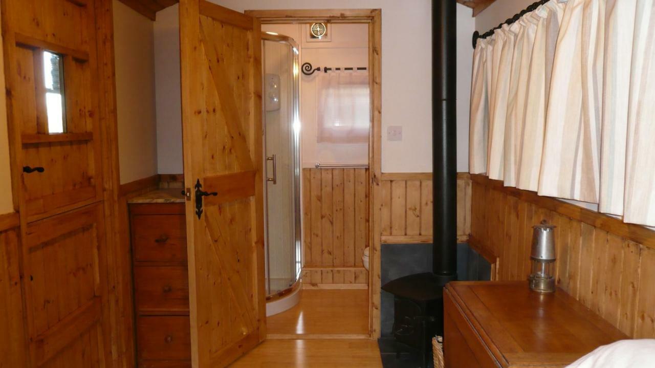 Hotel Shepherdshuts-Southeast Ashford  Exterior foto